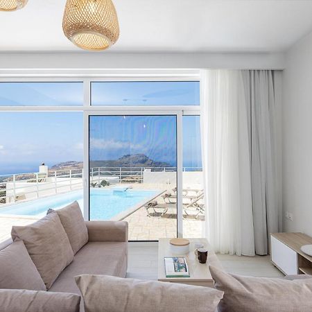Petres Villas 普拉基亚斯 外观 照片