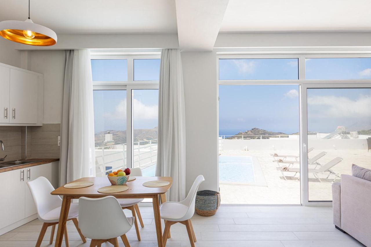 Petres Villas 普拉基亚斯 外观 照片