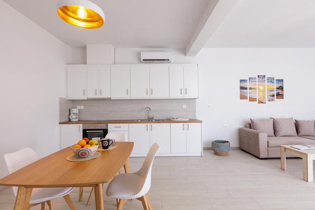 Petres Villas 普拉基亚斯 外观 照片