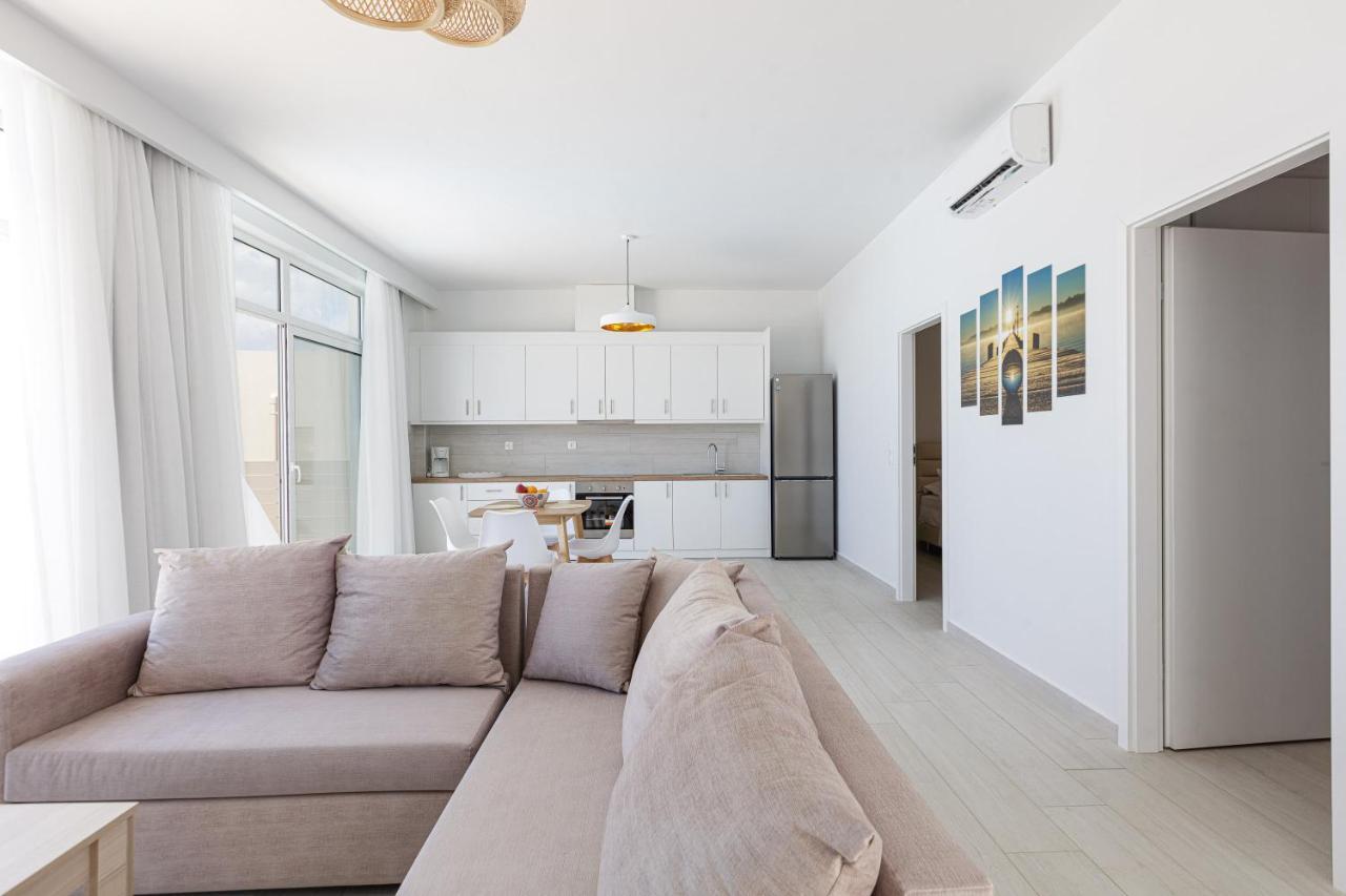 Petres Villas 普拉基亚斯 外观 照片